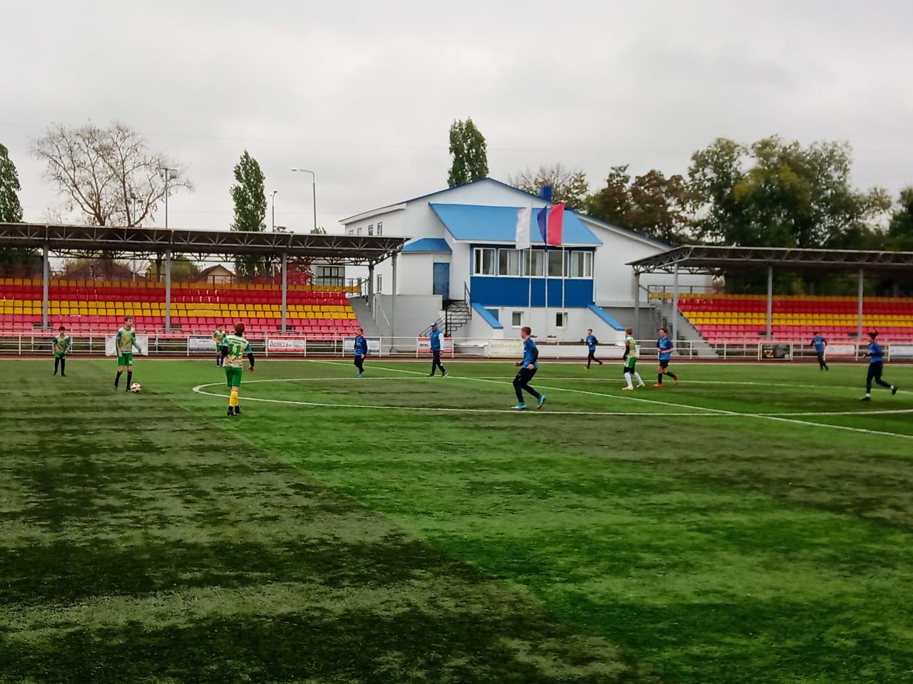 Юные футболисты стали серебряными призерами..